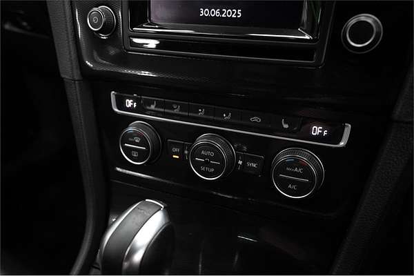 2014 Volkswagen Golf GTI Performance 7