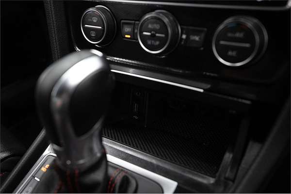 2014 Volkswagen Golf GTI Performance 7