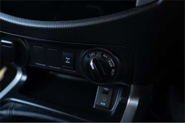 2015 Nissan Navara ST D23 4X4