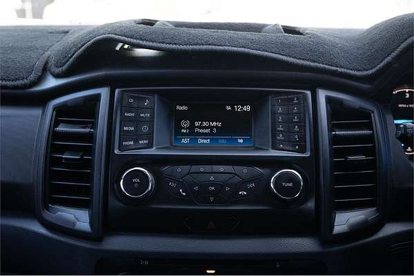 2016 Ford Everest Ambiente UA 3.2L