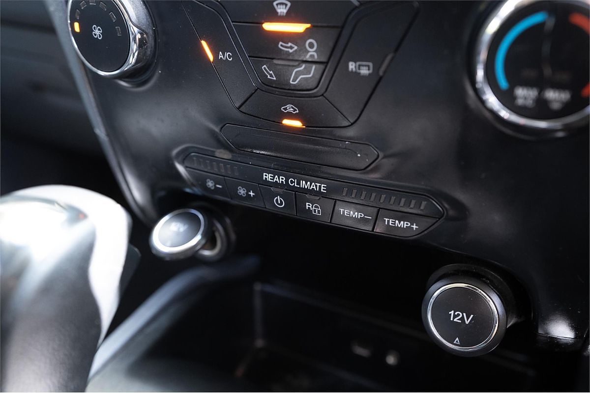 2016 Ford Everest Ambiente UA 3.2L