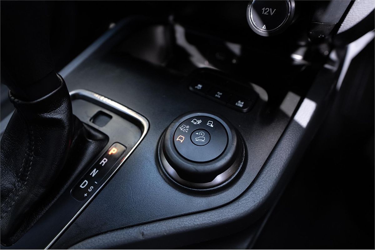 2016 Ford Everest Ambiente UA 3.2L