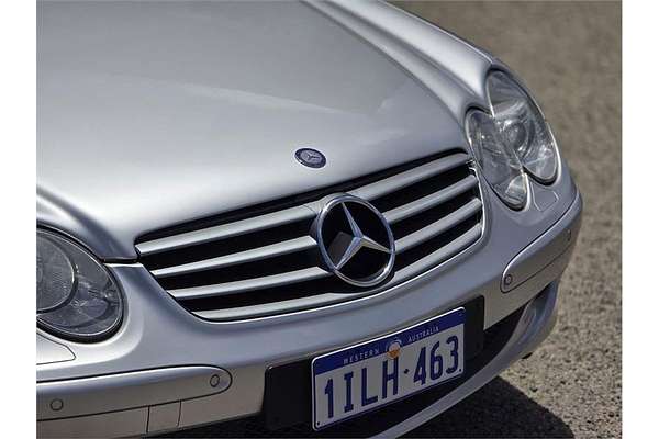 2004 Mercedes-Benz SL-Class SL350 R230