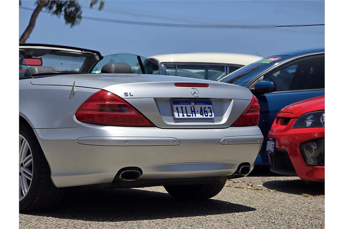 2004 Mercedes-Benz SL-Class SL350 R230