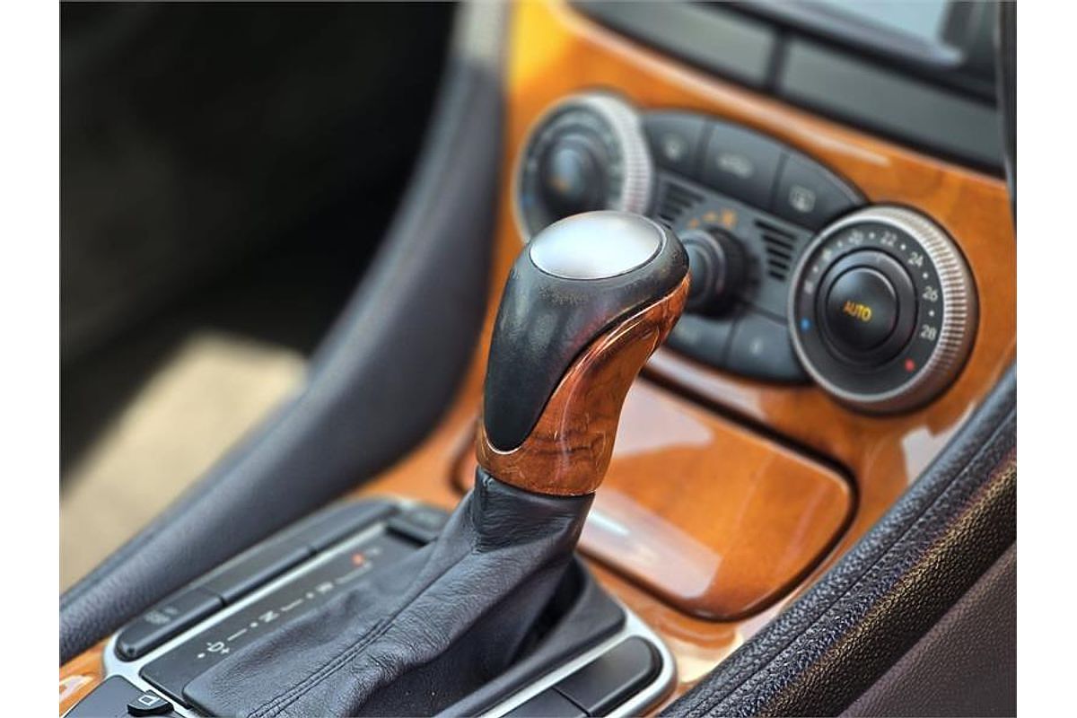 2004 Mercedes-Benz SL-Class SL350 R230