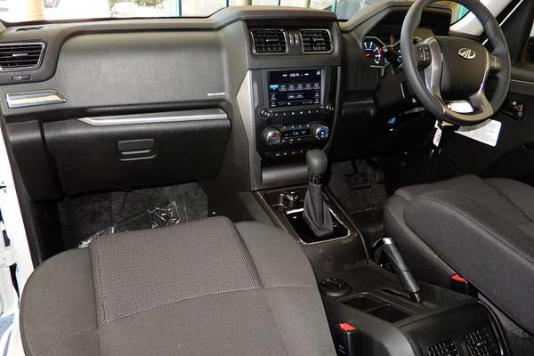 2022 Mahindra PIK-UP S11 4X4