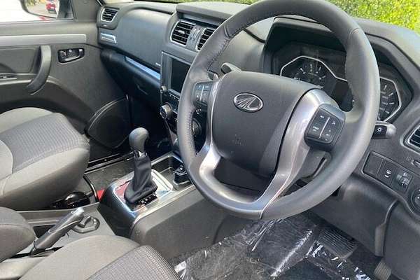 2022 Mahindra PIK-UP S11 4X4