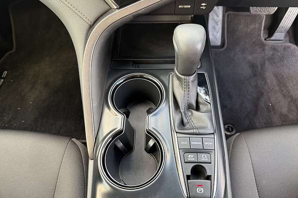 2019 Toyota Camry Ascent Sport AXVH71R