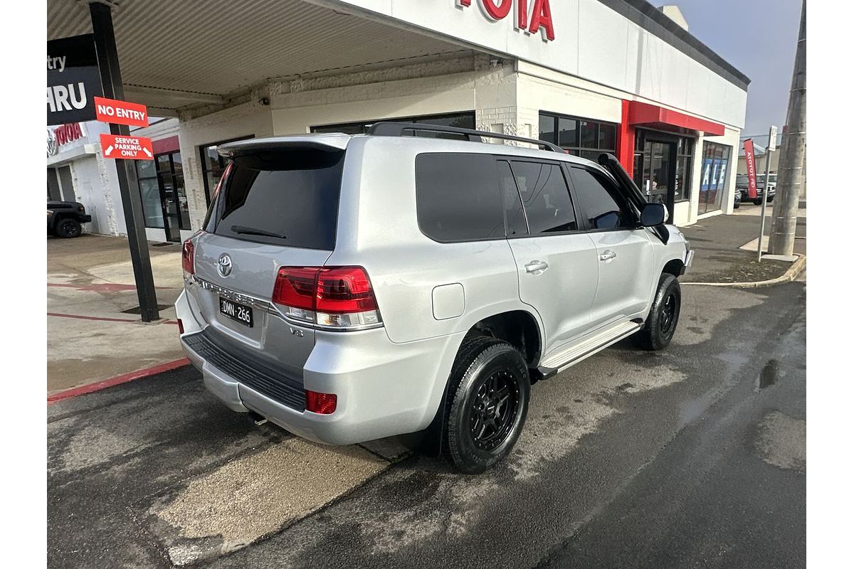 2016 Toyota Landcruiser GXL VDJ200R