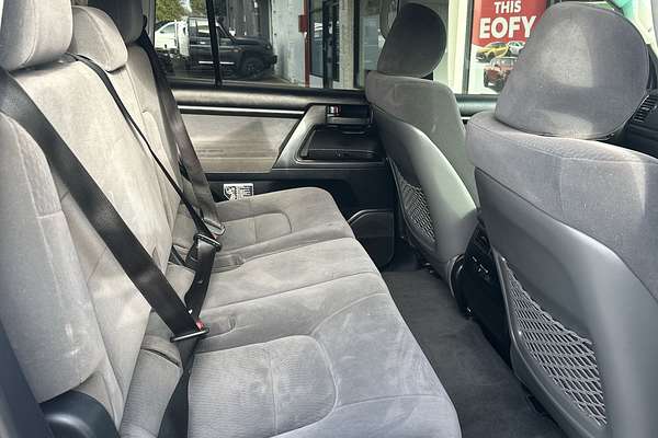 2016 Toyota Landcruiser GXL VDJ200R