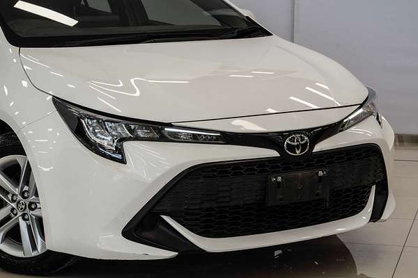 2018 Toyota Corolla Ascent Sport MZEA12R