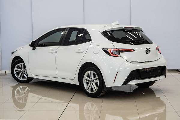 2018 Toyota Corolla Ascent Sport MZEA12R