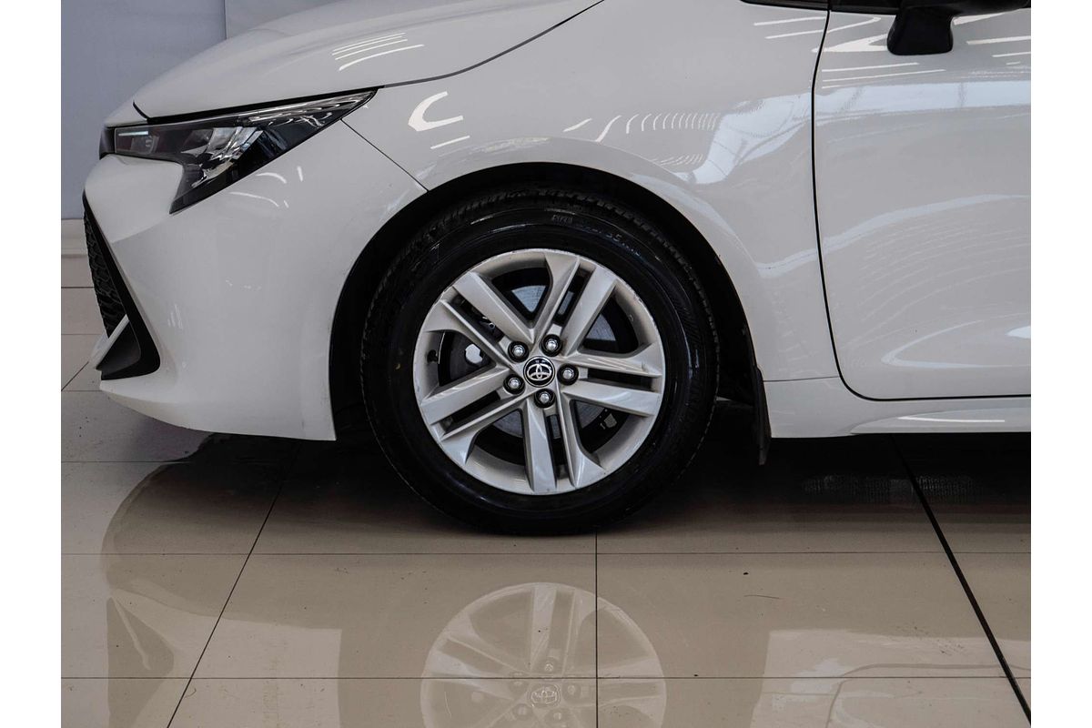 2018 Toyota Corolla Ascent Sport MZEA12R