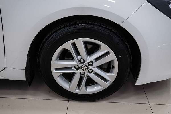 2018 Toyota Corolla Ascent Sport MZEA12R