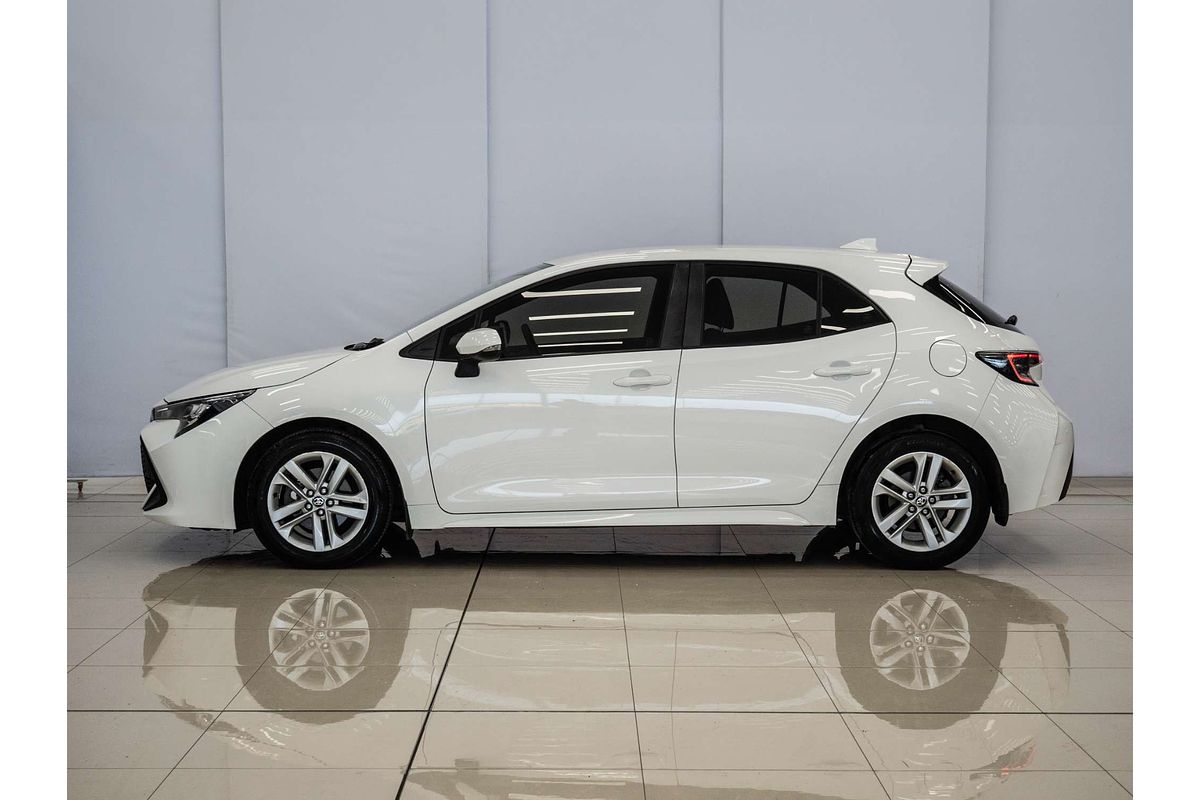 2018 Toyota Corolla Ascent Sport MZEA12R