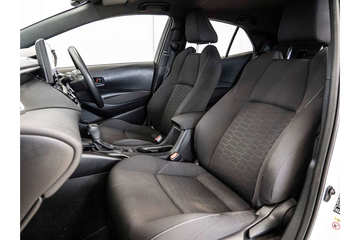 2018 Toyota Corolla Ascent Sport MZEA12R