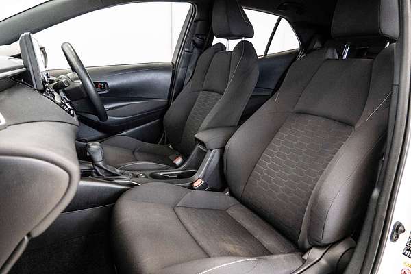 2018 Toyota Corolla Ascent Sport MZEA12R