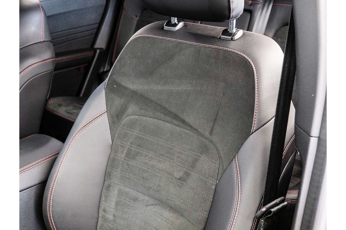 2022 Ford Escape ST-Line PHEV ZH