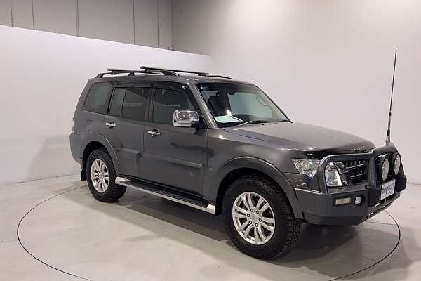 2015 Mitsubishi Pajero GLS NX