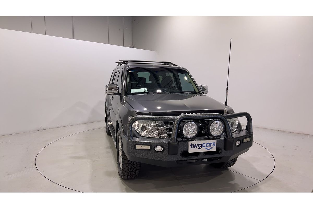 2015 Mitsubishi Pajero GLS NX