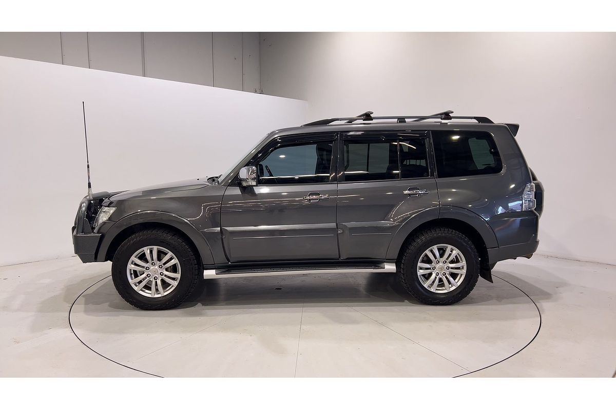 2015 Mitsubishi Pajero GLS NX