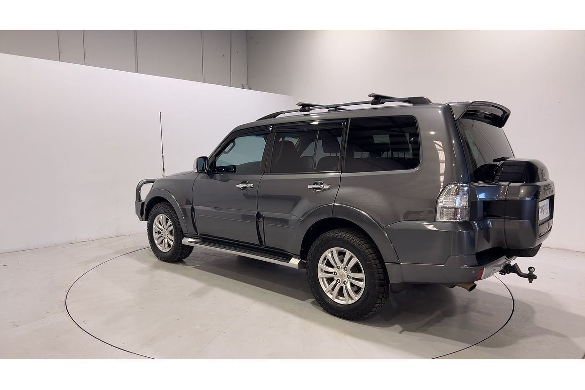 2015 Mitsubishi Pajero GLS NX