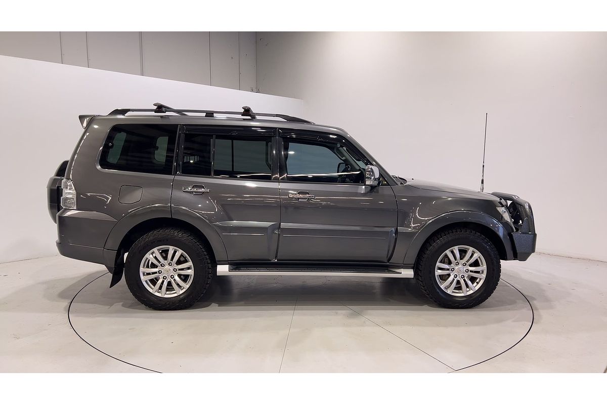 2015 Mitsubishi Pajero GLS NX