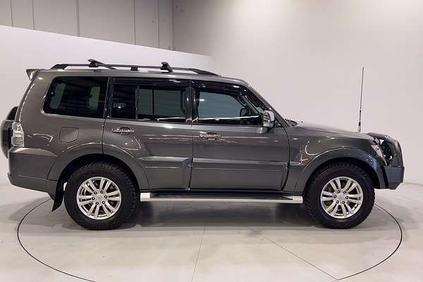 2015 Mitsubishi Pajero GLS NX