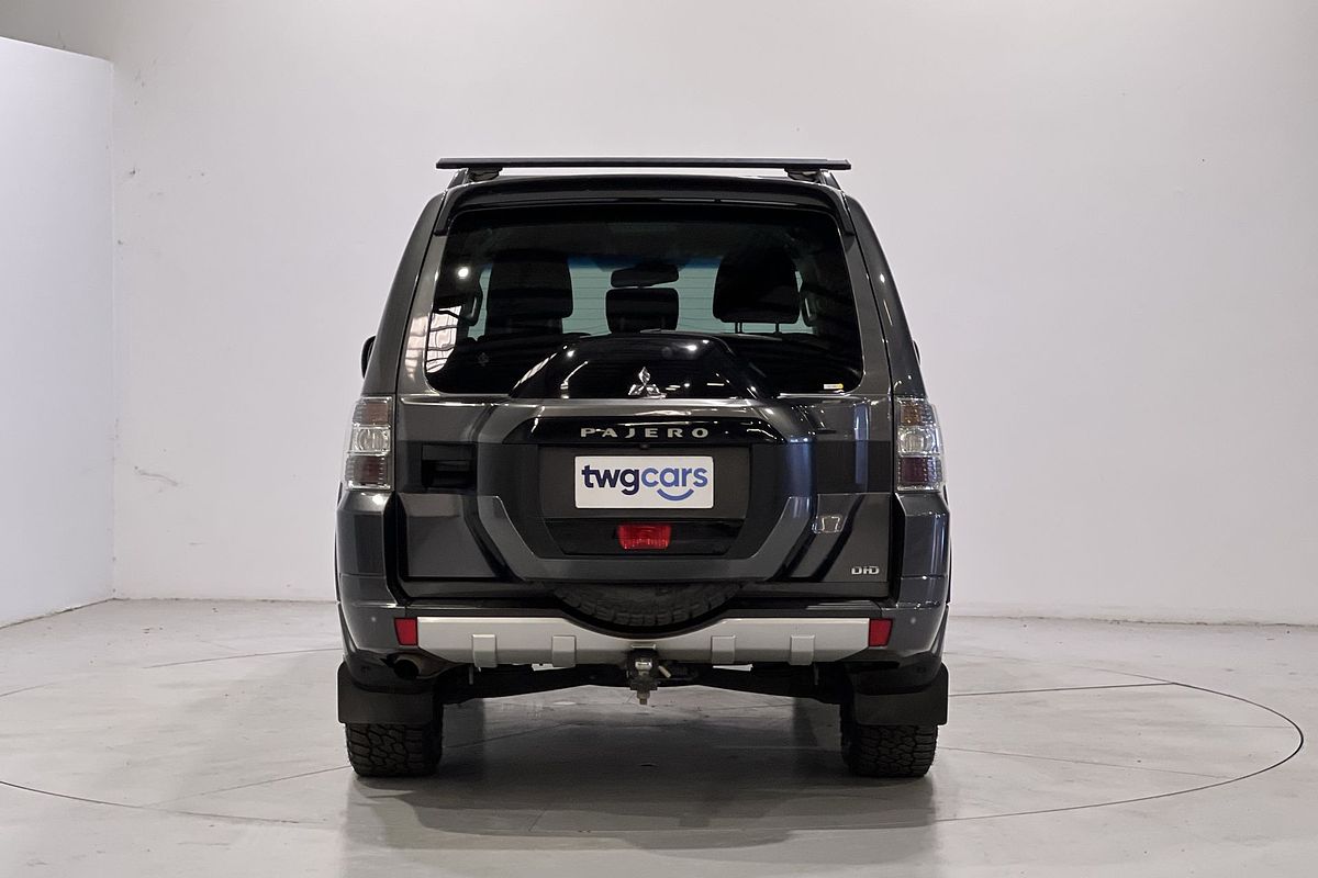 2015 Mitsubishi Pajero GLS NX