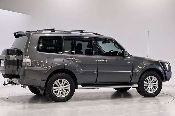2015 Mitsubishi Pajero GLS NX