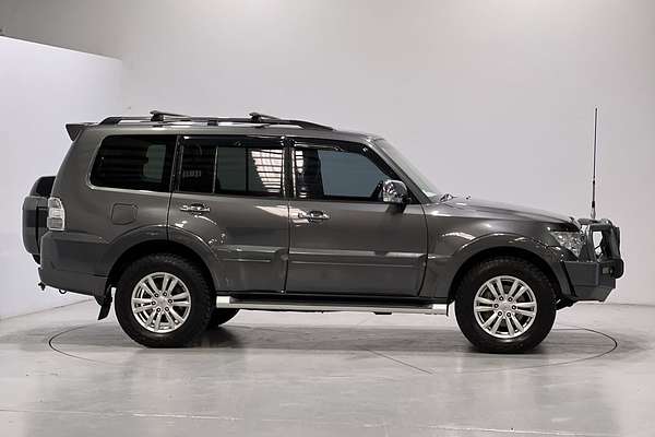 2015 Mitsubishi Pajero GLS NX