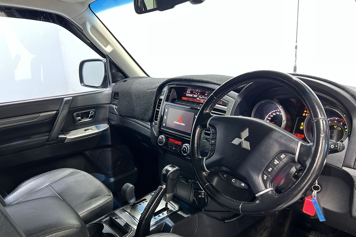 2015 Mitsubishi Pajero GLS NX