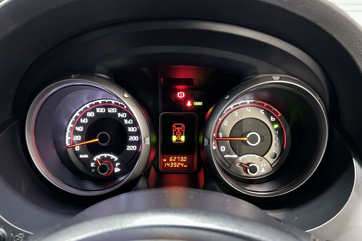 2015 Mitsubishi Pajero GLS NX