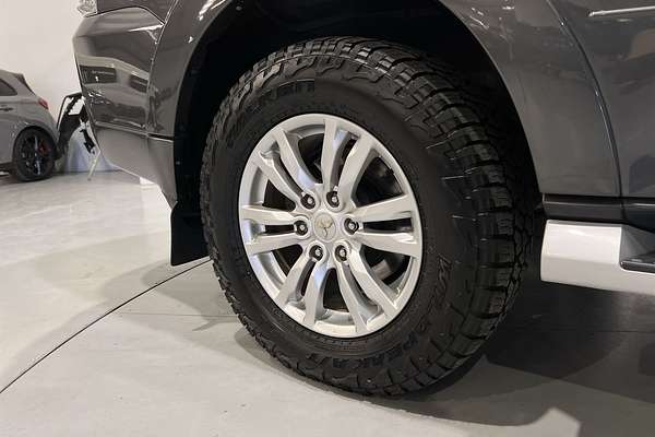 2015 Mitsubishi Pajero GLS NX