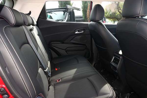 2025 Mahindra XUV3XO