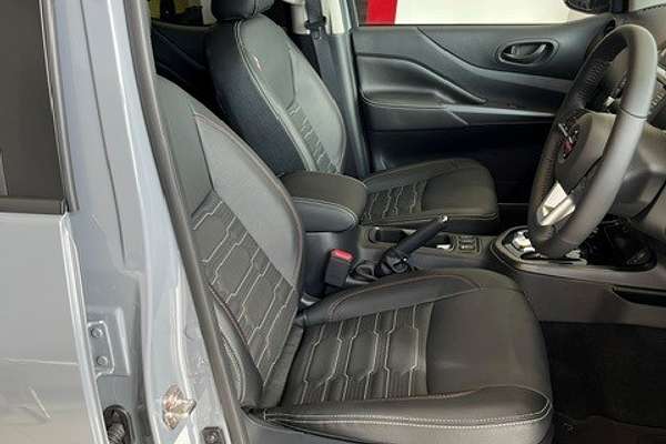 2025 Nissan Navara PRO-4X D23 4X4