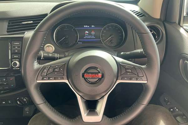 2025 Nissan Navara PRO-4X D23 4X4