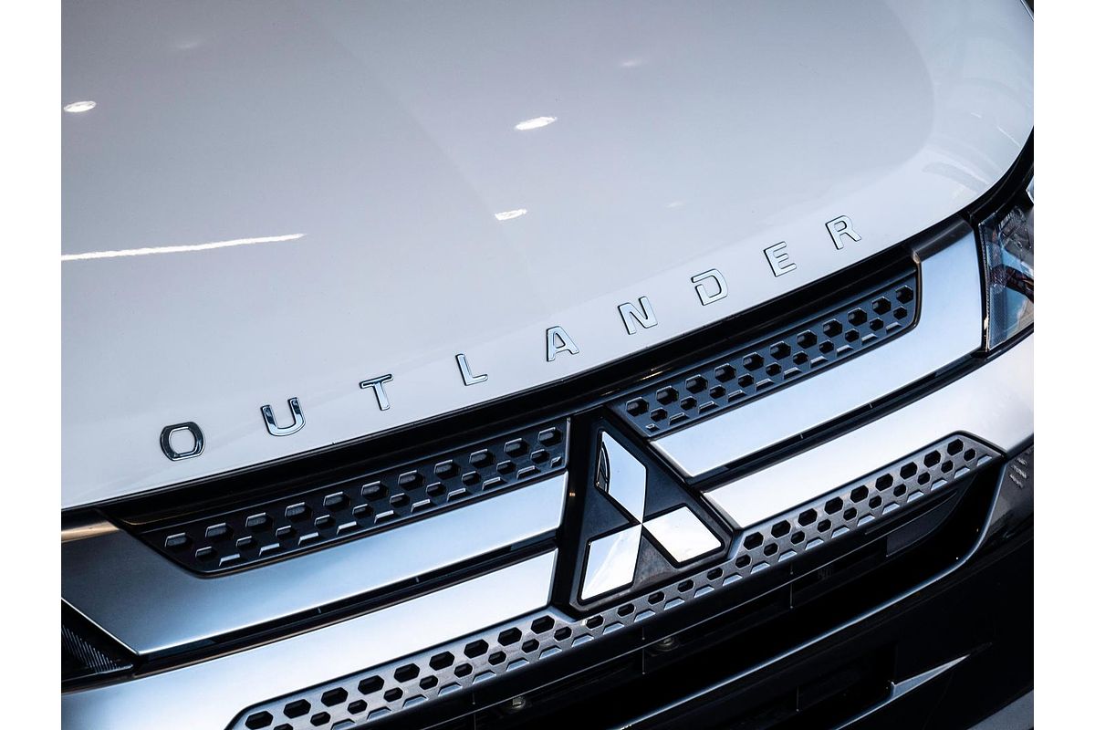 2020 Mitsubishi Outlander LS ZL