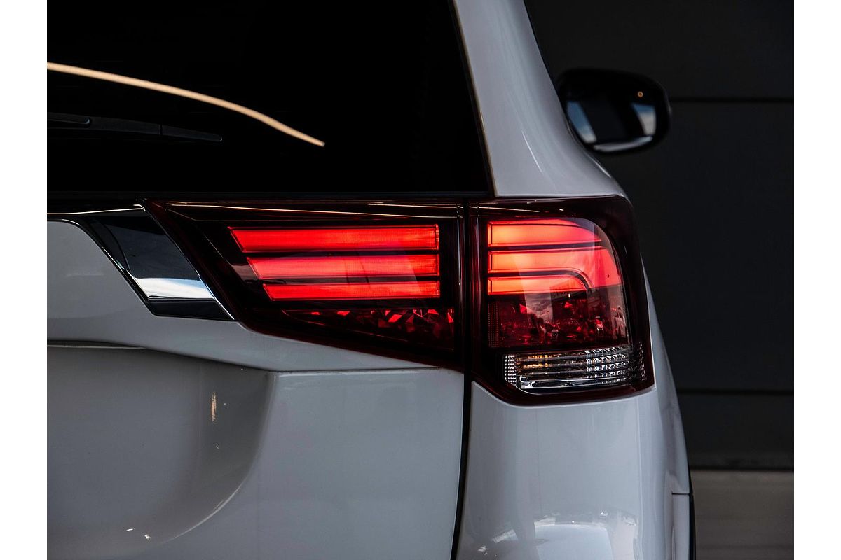 2020 Mitsubishi Outlander LS ZL