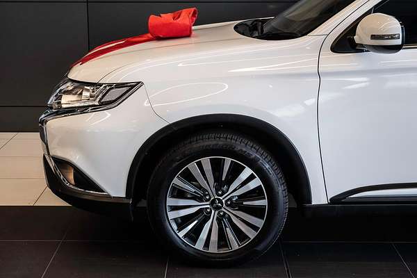 2020 Mitsubishi Outlander LS ZL