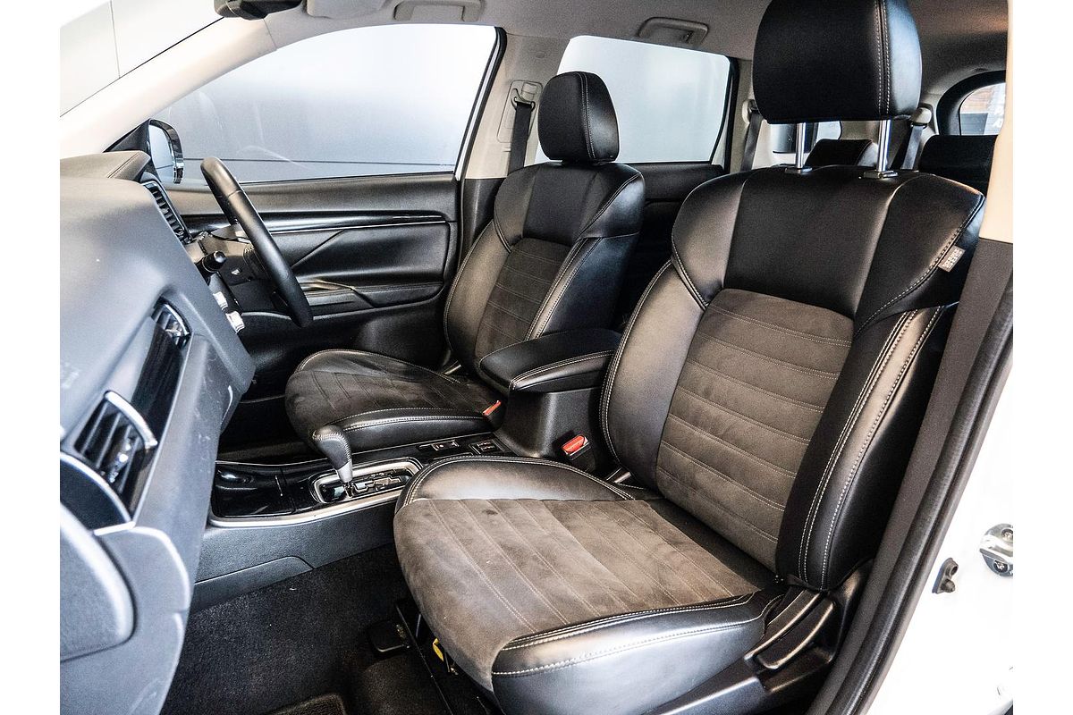 2020 Mitsubishi Outlander LS ZL