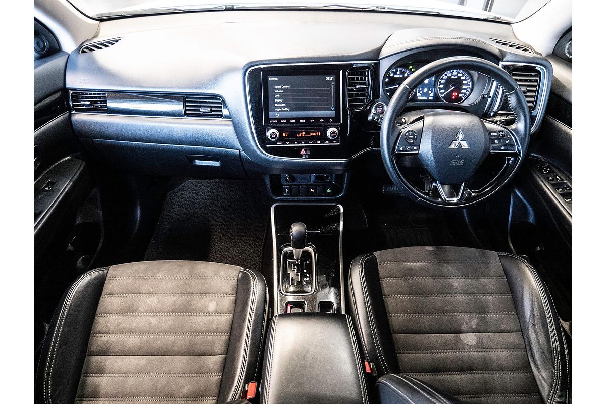 2020 Mitsubishi Outlander LS ZL