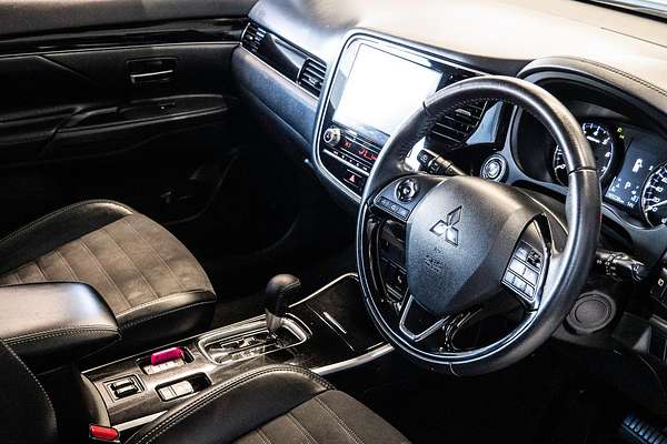 2020 Mitsubishi Outlander LS ZL