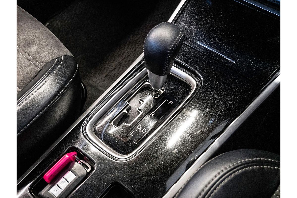2020 Mitsubishi Outlander LS ZL
