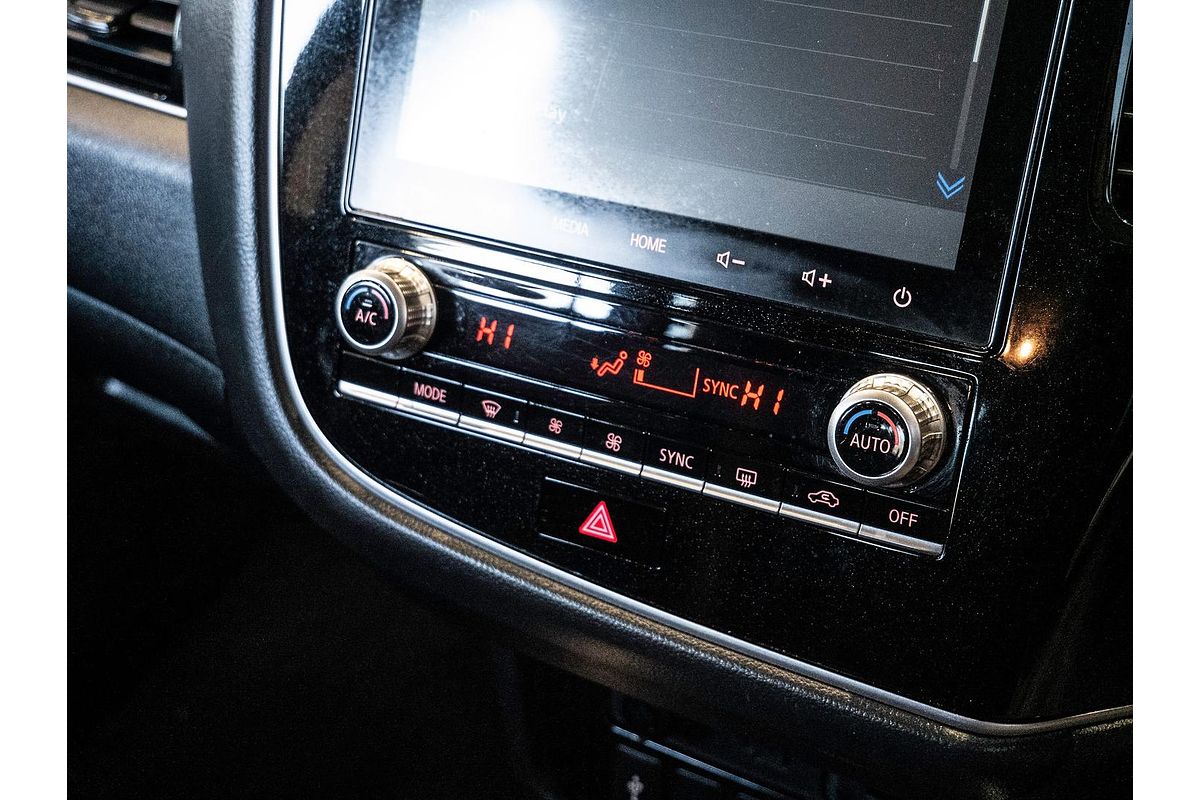 2020 Mitsubishi Outlander LS ZL
