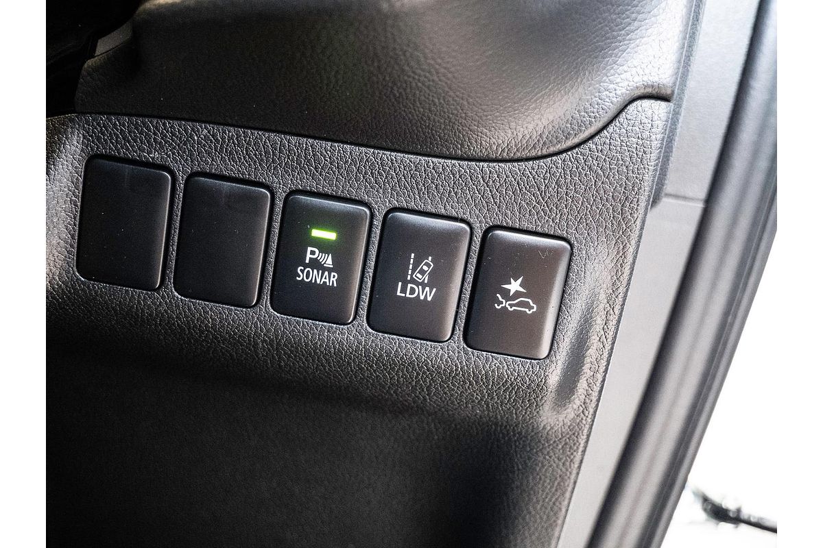 2020 Mitsubishi Outlander LS ZL
