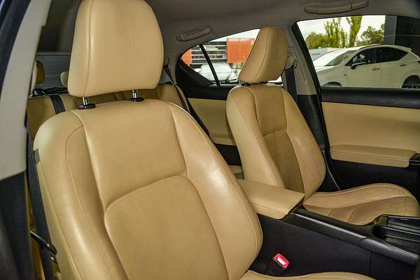 2011 Lexus CT CT200h Prestige ZWA10R