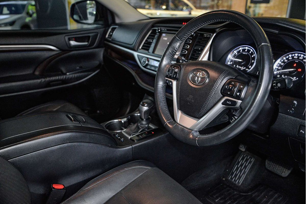 2015 Toyota Kluger Grande GSU55R