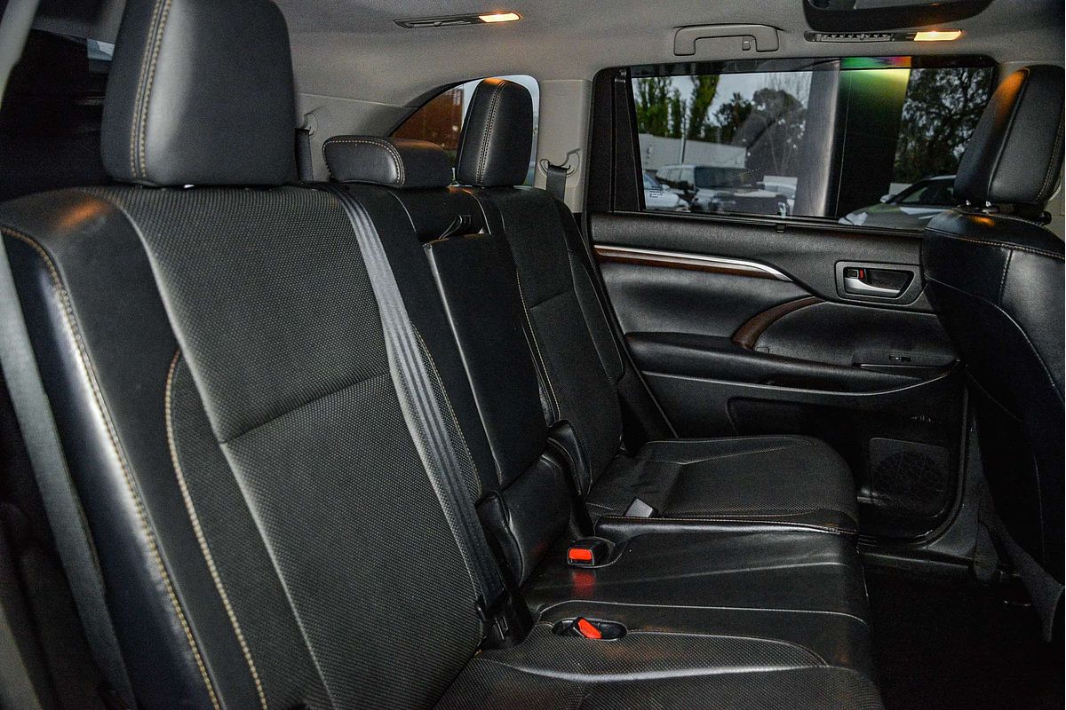 2015 Toyota Kluger Grande GSU55R