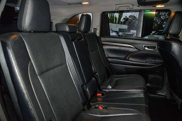 2015 Toyota Kluger Grande GSU55R